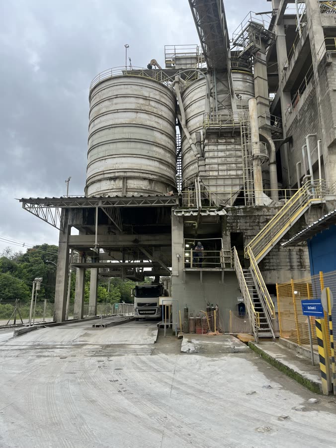 Substituição do teto do silo